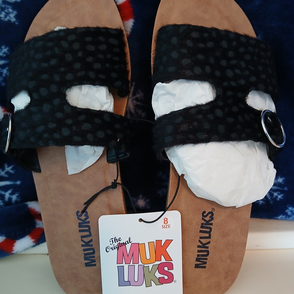 Muk Luks Black and Brown Slide Sandals